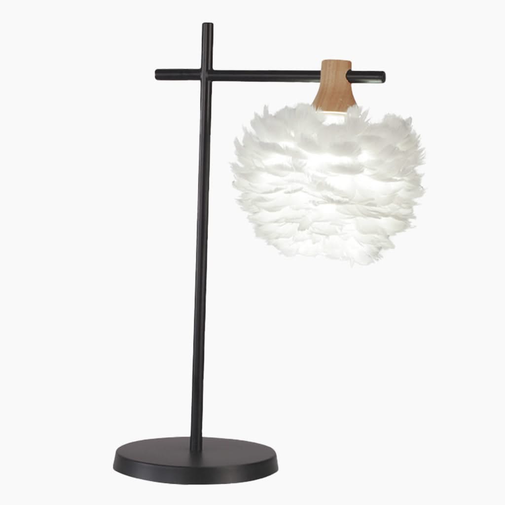 Ligne Scellée - Lampe de table et de sol en plumes avec abat-jour blanc et pied noir, au design nordique