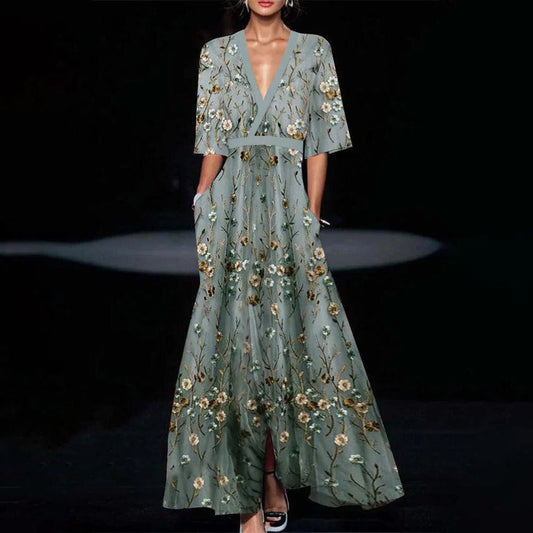 Robe longue verte jeune avec manches mi-longues